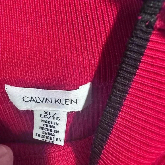 Calvin Klein Christmas 🤶 Red Mock Turtleneck Sweater XL - Picture 7 of 7